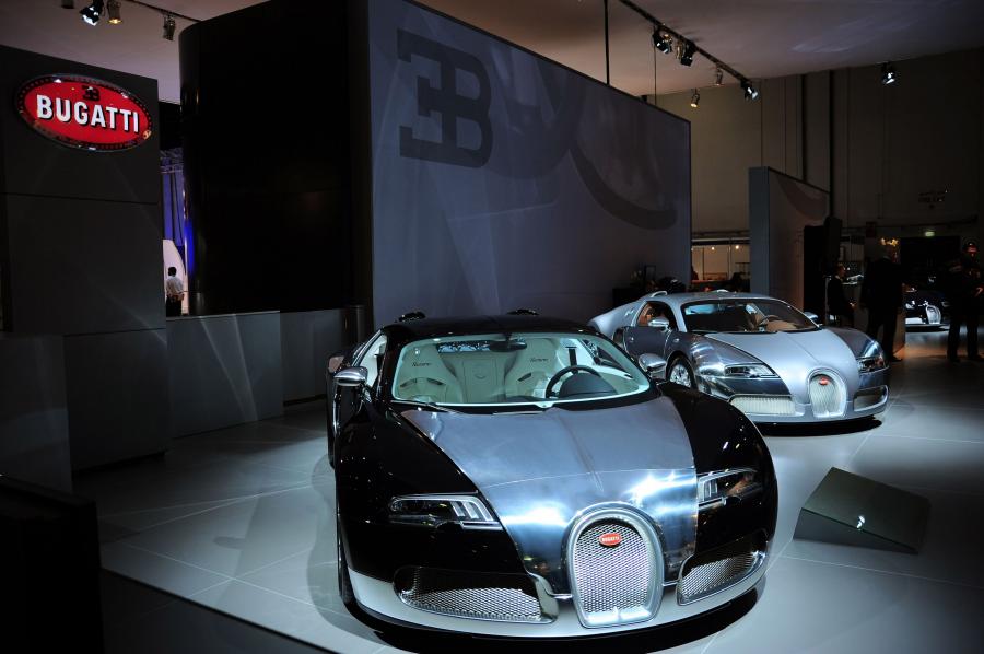  Bugatti Veyron 16.4 Nocturne 2009 года  (фото 4 из 6)